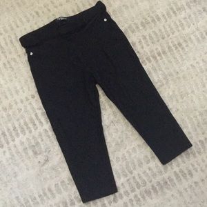 Juniors - Capri Pants